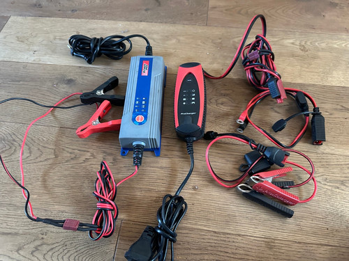 Batterieladegeräte für - 2x,